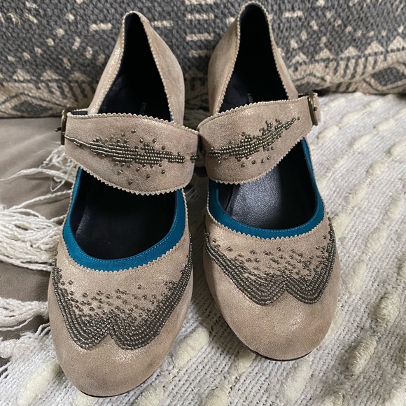 {Dries Van Noten} Beaded Heels - Picture 2 of 14